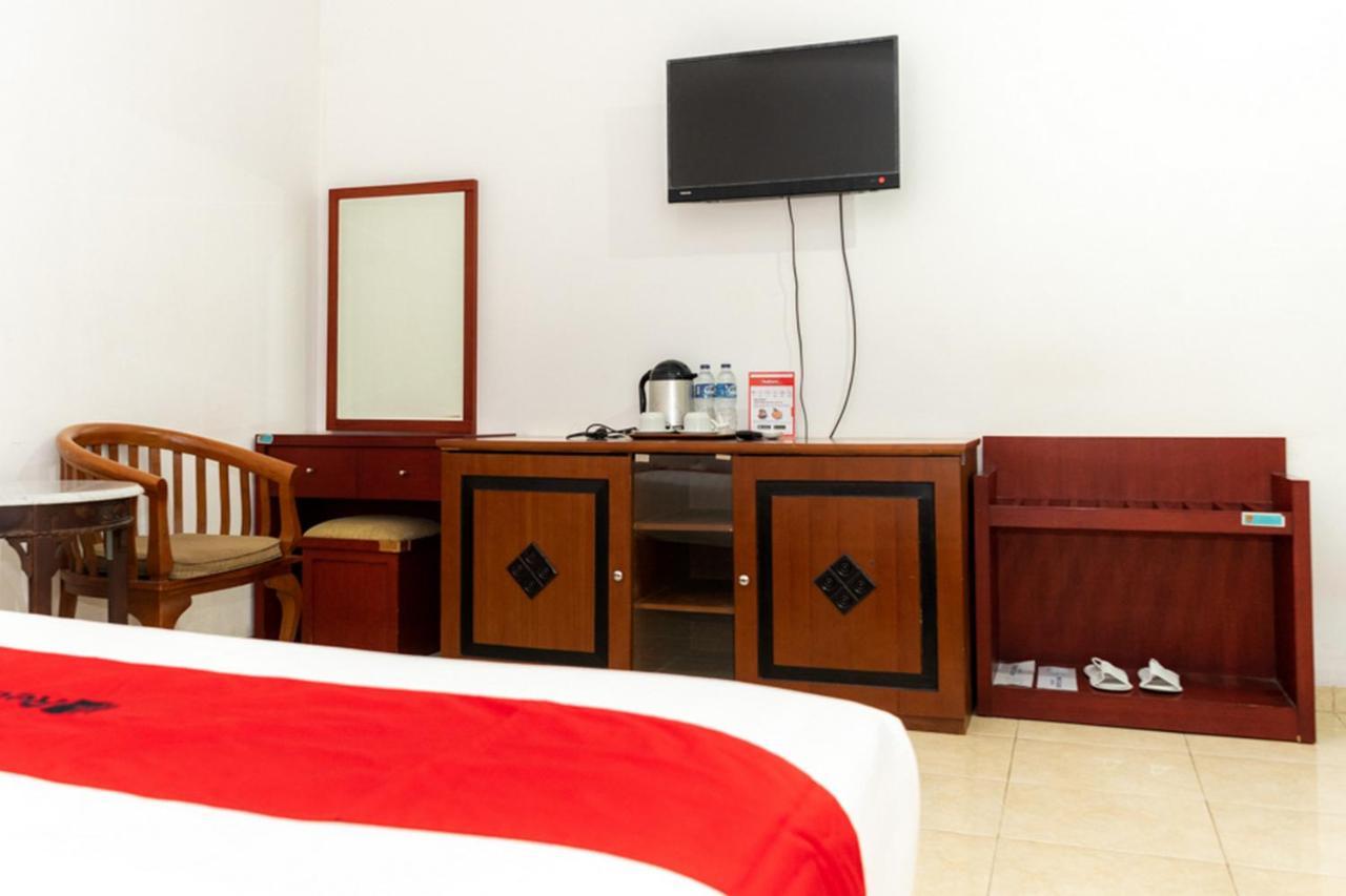 Reddoorz Plus Syariah Near Java Supermall Semarang 2 מראה חיצוני תמונה
