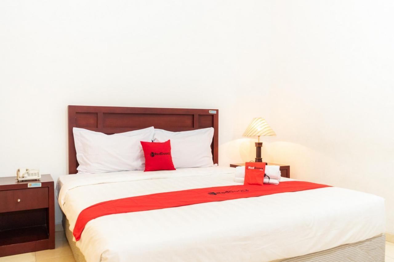Reddoorz Plus Syariah Near Java Supermall Semarang 2 מראה חיצוני תמונה