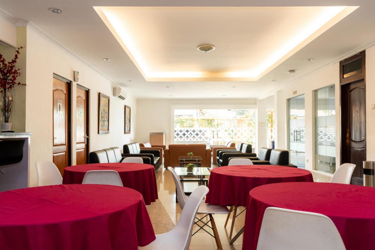 Reddoorz Plus Syariah Near Java Supermall Semarang 2 מראה חיצוני תמונה