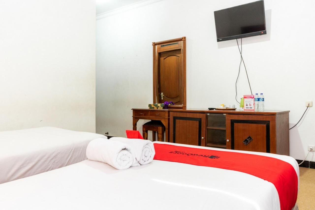 Reddoorz Plus Syariah Near Java Supermall Semarang 2 מראה חיצוני תמונה