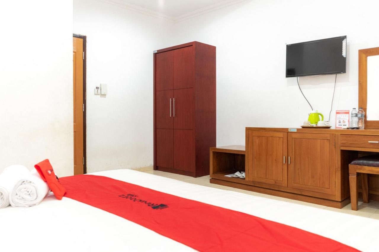 Reddoorz Plus Syariah Near Java Supermall Semarang 2 מראה חיצוני תמונה