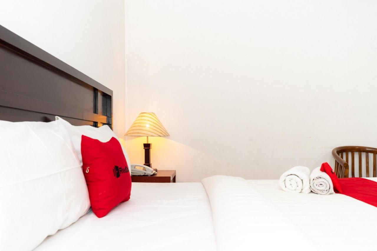 Reddoorz Plus Syariah Near Java Supermall Semarang 2 מראה חיצוני תמונה